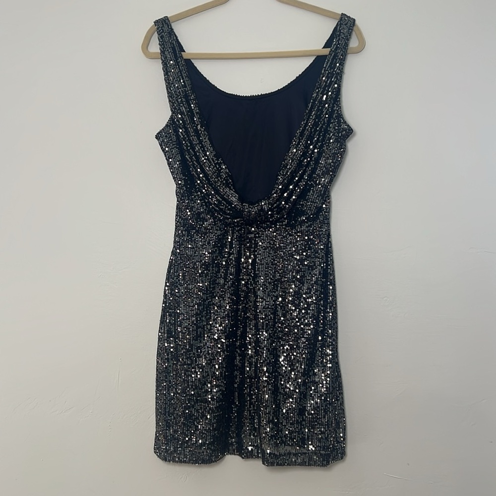 Jennifer Lopez Women’s Black Sequin Dress 6 - Picture 4 of 15